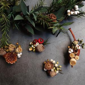 Original handgemachte umwelt freundliche Holz Mori Berry Fruit Corsage Home Decor Hochzeit Braut Bräutigam Best Man Group Brosche Pullover - Product Image 5