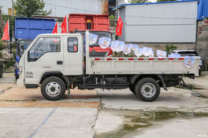 Camion plateau Howo à chargement facile avec rampe inclinée - Product Image 6