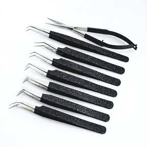 Pinzas Personalizadas para Extensión de Pestañas, Punta de Fibra a 45 Grados, Pinzas para Volumen de Pestañas, Probadas a Mano, Acero Inoxidable Negro, Logotipo Personalizado - Product Image 1