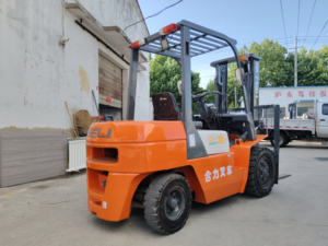 Carretilla elevadora Heli de 3 toneladas usada, serie H2000, CPCD30, elevación de 4,5 m, carretilla elevadora de contrapeso diésel - Product Image 5