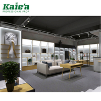Magasin moderne cintre en bois de vêtements de dame et sacs présentoir sac présentoir