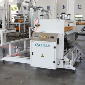 Nouvelle machine à fabriquer des panneaux en mousse <span class=keywords><strong>PVC</strong></span>/WPC laminés PET de 5 à 30 mm, extrudeuse à double vis, commande PLC, moteur, roulement, pompe <span class=keywords><strong>pour</strong></span> les plaques de balcon - Product Image 5