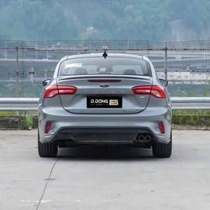 <span class=keywords><strong>Ford</strong></span> <span class=keywords><strong>Focus</strong></span> 2022 1.5T Hatchback EcoBoost 180 Automatica ST Line Usata a Basso Chilometraggio, Benzina, Tetto Panoramico, Vernice Originale - Product Image 3