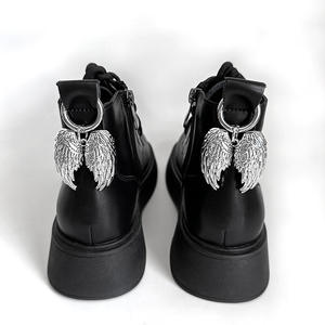 Accessoires de chaussures Gillian : Ailes d'ange punk exagérées, tendance et cool, grandes boucles détachables pour bottes <span class=keywords><strong>Martin</strong></span> - Product Image 1