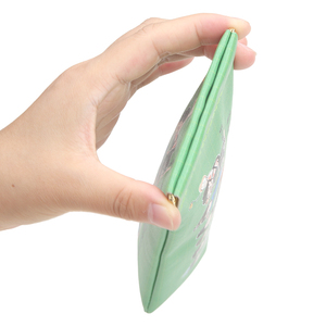 Bolsa de Maquillaje Multifuncional de Cuero PU, Segura y a Prueba de Derrames, con Cierre Automático de Resorte - Product Image 3