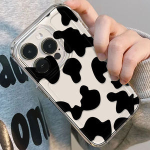 Coque de téléphone antichoc transparente à texture laiteuse et à micro-perforations, idéale pour iPhone 17 Pro Max - Product Image 5