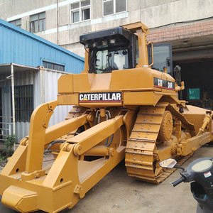 รถดันดินตีนตะขาบ Caterpillar D8R มือสองจากญี่ปุ่น รุ่นปี 2023 กำลัง 254 กิโลวัตต์ ความสามารถในการดันดิน 9.2 เมตร เครื่องยนต์ CAT 3406 พร้อมริปเปอร์ - Product Image 1