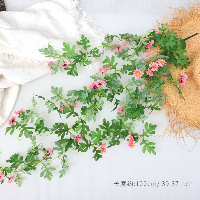 สีชมพูเข้ม