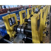 Haute vitesse 50-120 mètres/minute système de plafond de quille légère UA UD 27 coureur principal U canal rouleau formant la Machine