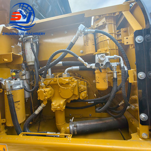 Excavadora de cadenas Caterpillar CAT320D2 de 20 toneladas, usada, original de Japón, para proyectos de construcción de carreteras y movimiento de tierras en Latinoamérica. - Product Image 4