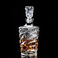 ÉCHANTILLON GRATUIT! Carafe en verre cristal sans plomb de luxe personnalisée en usine 800ml bouteille de vodka en verre whisky vin avec un design élégant