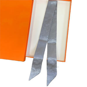 <span class=keywords><strong>Pañuelo</strong></span> Delgado de Seda con Puntos Rojos y Blancos Retro para Mujer, Diadema Estilo <span class=keywords><strong>Pin</strong></span> <span class=keywords><strong>Up</strong></span> y Envoltura Vintage para Asa de Bolso - Product Image 2