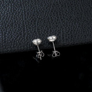 Boucles d'oreilles classiques circulaires incrustées de diamants de laboratoire pour femmes, en argent 925 plaqué or et rhodium, bijoux fins pour usage quotidien, cadeau - Product Image 3