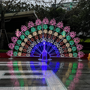 Fabricant chinois d'éclairage LED extérieur pour Noël en forme de paon, éclairage de décoration pour festivals commerciaux, vente en gros - Product Image 1
