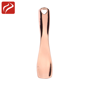 Cuchara de metal para masaje de ojos en forma de corazón, color dorado, promoción - Product Image 3