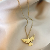 Collier pendentif Aigle en acier inoxydable NYY, plaqué or 18 carats, avec ailes déployées, pour femmes et hommes, bijou tendance, cadeau