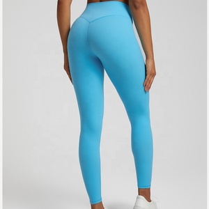 Meilleurs vêtements de sport pour femmes de haute qualité, leggings de yoga taille haute tendance TikTok, vêtements de fitness pour l'entraînement, offre ODM - Product Image 4