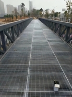 Système de grille de drainage en acier inoxydable et acier galvanisé aux normes australiennes pour passerelles et utilisation extérieure