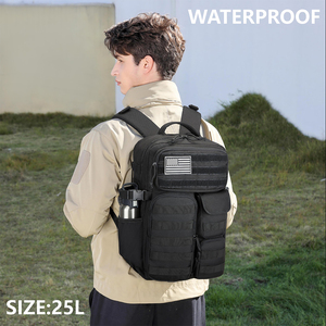 Sac à dos tactique noir 25L imperméable avec plusieurs poches, équipement tactique pour la randonnée et le camping en plein air - Product Image 5