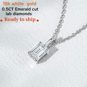 Collier en Diamants de Laboratoire Taille Fantaisie 0.5CT, Or Blanc Massif 18k, Formes Émeraude, Cœur et Ronde, Prêt à Expédier - Product Image 2