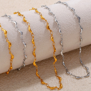 สร้อยคอเรขาคณิตสำหรับผู้หญิง ดีไซน์ยุโรปอเมริกัน ชุบทอง 18k สร้อยสแตนเลสสตีล ชุดเครื่องประดับ - Product Image 2