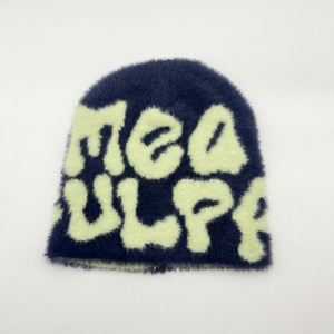 Gorro de Punto Jacquard con Letras, Estilo Europeo Americano, Simple, de Felpa, con Spandex/Algodón, Unisex, para Adultos, con Botones, Cálido para Otoño e Invierno - Product Image 2