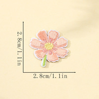Petites fleurs brodées, patchs thermocollants ou à coudre, adaptés aux accessoires vestimentaires DIY tels que vêtements, sacs et chapeaux