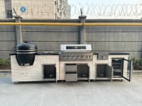 Cuisine Extérieure Moderne Premium : Solution Tout-en-Un, des Grills Compacts aux Ensembles Deluxe avec Barbecue à Gaz, Évier et Kamado