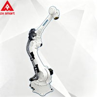 Machine de palettisation robotisée automatique avec bras manipulateur pour cartons, caisses et bouteilles