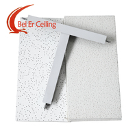 Panneau de plafond suspendu en fibres minérales formées à l'état humide, classe moderne, ignifuge, insonorisant, résistant à l'humidité, tuile 2x2 pieds