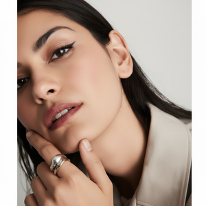 แหวนคู่แบบผสมผสาน ชุบทอง 18K ประดับเพชรทรงเจ้าหญิง ดีไซน์คลาสสิก สไตล์ศาสนา ทันสมัย แบบ Eternity  ใส่ได้ทุกวัน ปรับขนาดได้ ฝังแบบ Inlay - Product Image 1