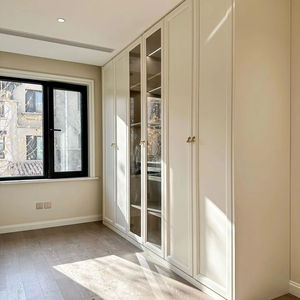 Armario de Madera Blanco de Estilo Moderno y Alta Calidad Personalizado con Diseño Lujoso para Dormitorios, Funcionalidad - Product Image 1