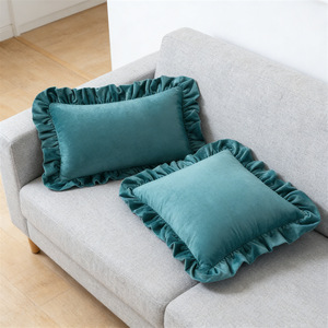 Квадратные наволочки для дивана-кровати, мягкие велюровые чехлы для подушек с помпонами для гостиной, спальни, домашнего декора - Product Image 1