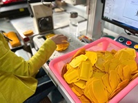 UHF RFID sur étiquette en cuir en métal pour l'inventaire de suivi de réservoir de bouteille de baril de bière