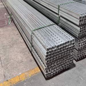 <span class=keywords><strong>Rail</strong></span> en C de bonne qualité 72*21*2.75mm pour la construction en bâtiment - Product Image 1