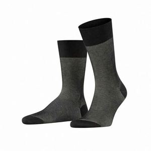 Nouvelle Arrivée Printemps Design Jeunesse Football Gaélique Logo Personnalisé Antidérapant Basketball Chaussettes de Compression Athlétiques Ajustables - Product Image 2