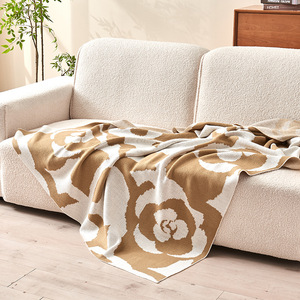 High Quality Office Nap Flower Blanket for Couch <strong>Sofa</strong> Wholesale <strong>Bed</strong> Blankets Designer Floral Knitted Throw Blankets for Winter - Product Image 2