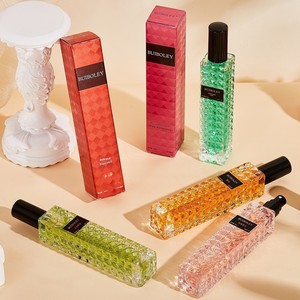 Perfume Miss Adventure Donna, éxito en ventas en transmisiones en vivo, con aroma a figo, ligero y duradero, ideal para el día, para mujer, estilo casual. - Product Image 1
