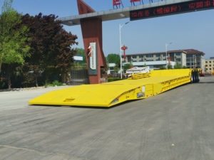 Nouvelle semi-remorque Lowbed lourde 3 essieux remorque Lowboy détachable <span class=keywords><strong>à</strong></span> <span class=keywords><strong>vendre</strong></span> - Product Image 5
