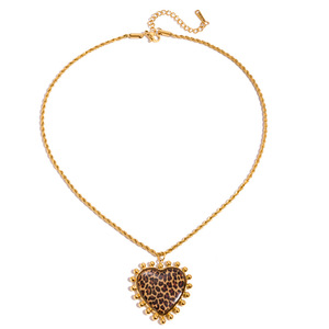Collier pendentif imprimé léopard en forme de cœur, plaqué or, en acier inoxydable, bijou à porter au quotidien pour femme - Product Image 5
