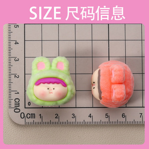 Ornements en peluche tête de Lilith floquée rouge vif, accessoires de bijoux DIY en résine époxy, pendentifs mignons, figurines, style frais et doux - Product Image 2