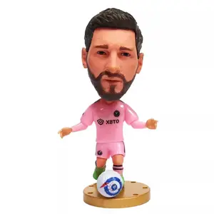 Figur pemain sepak bola 3 inci kustom dibuat sesuai pesanan selebriti sepak bola 3D PVC pembuatan patung figur aksi sepak bola plastik