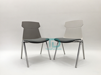 Chaise en plastique design moderne Trooley empilable en métal chromé pour les repas en plein air, les événements, les conférences et les réunions de bureau