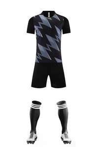 Спортивная одежда: высококачественная футбольная форма - Product Image 3