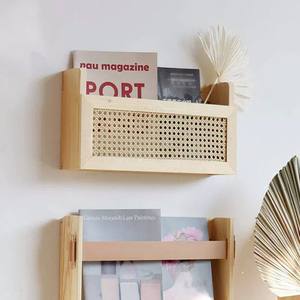 Étagère murale en bois massif tressé, organisateur décoratif créatif, étagère suspendue pour magazines et paniers - Product Image 3
