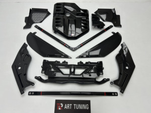 Kit intérieur en fibre de carbone sèche, couvercle de compartiment moteur, kit de remplacement 7 pièces pour BMW G80 M3 G82 M4 G83 G87 M2 S58 Moteur 2021+ - Product Image 1