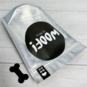 ถุงซิปล็อคแบบตั้งได้ พิมพ์ลายตามสั่ง วัสดุ AL Mylar พร้อมหน้าต่างใส เกรดสำหรับอาหาร ใช้สำหรับบรรจุอาหารกระป๋อง ขนมสัตว์เลี้ยง เยลลี่ (สีตามสั่ง) - Product Image 4