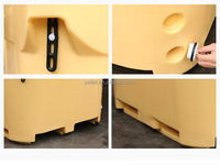 Bac empilable en PE à logo personnalisé, en LLDPE rotomoulé, robuste, 300 L, isolation solide, pour le transport et le stockage de fruits de mer et de poissons