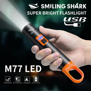 สไมล์ลิ่ง ชาร์ค M77 ไฟฉาย LED แบบชาร์จไฟได้ USB พร้อมจอแสดงผลไฟฟ้า ไฟส่องสว่างสำหรับตั้งแคมป์กลางแจ้ง - Product Image 1