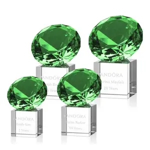 Ébauches de trophée en cristal de diamant de haute qualité Hitop avec prix de diamant coloré de grande taille pour cadeau souvenir